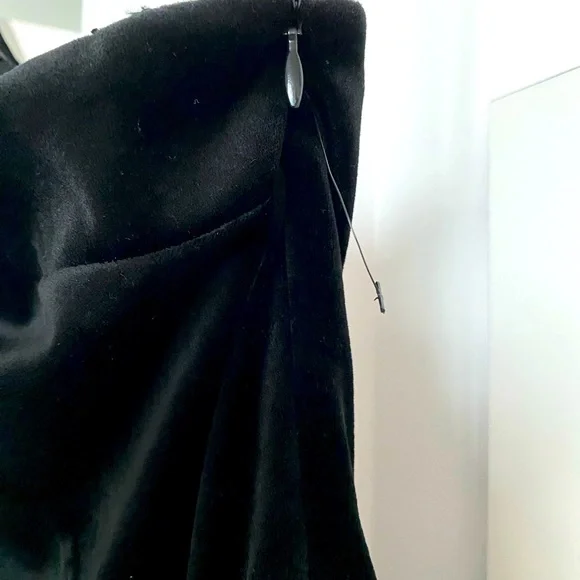 Betsey Johnson One Shoulder A-Line Dress w Crinoline - Picture 4 of 9